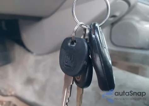 2000 Cadillac Deville Standard из США, поврежденный, VIN 1G6KD54Y2YU343796